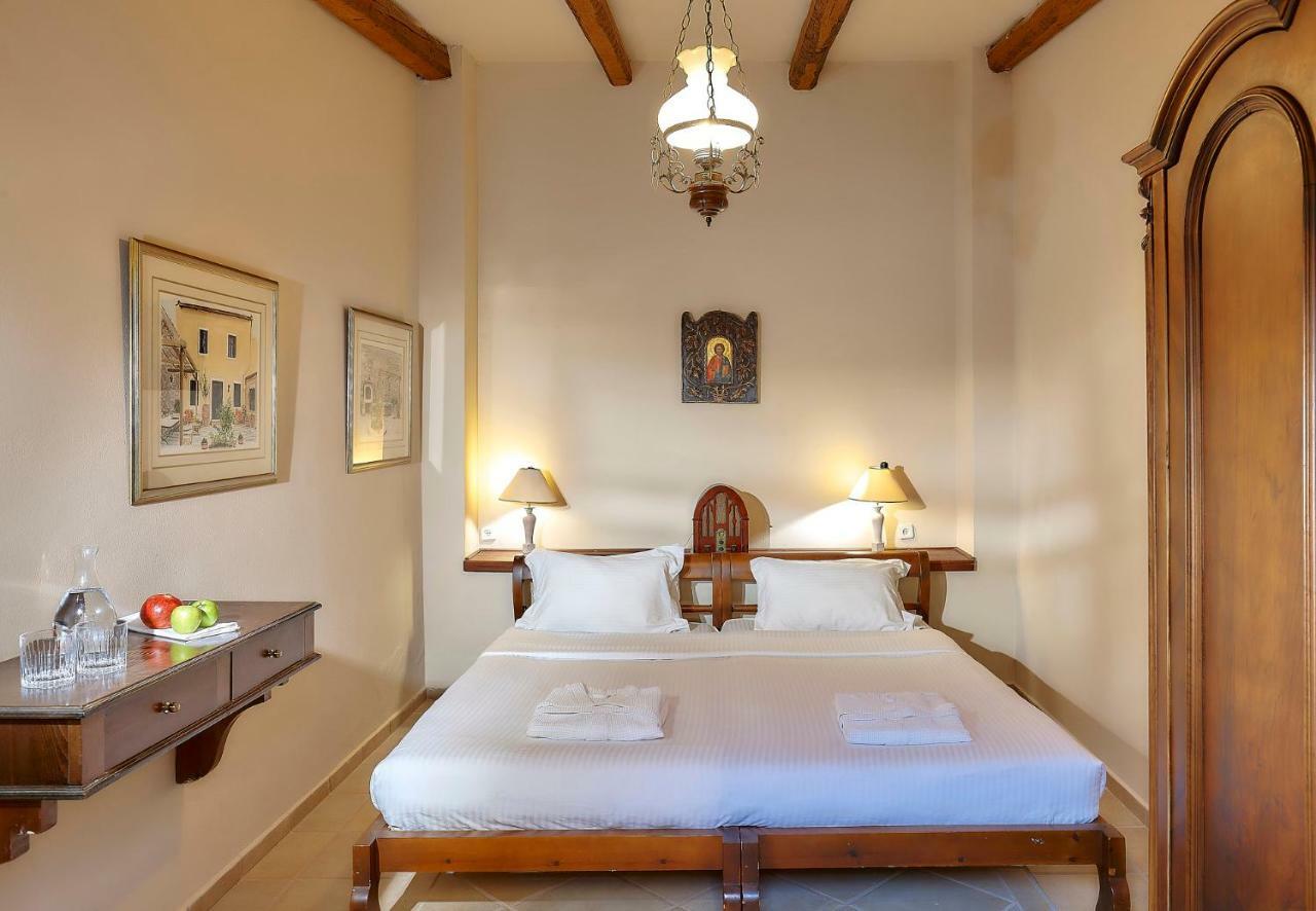 Castello Villa Daphnes - Private Pool & Whirlpool Dhafnes Εξωτερικό φωτογραφία
