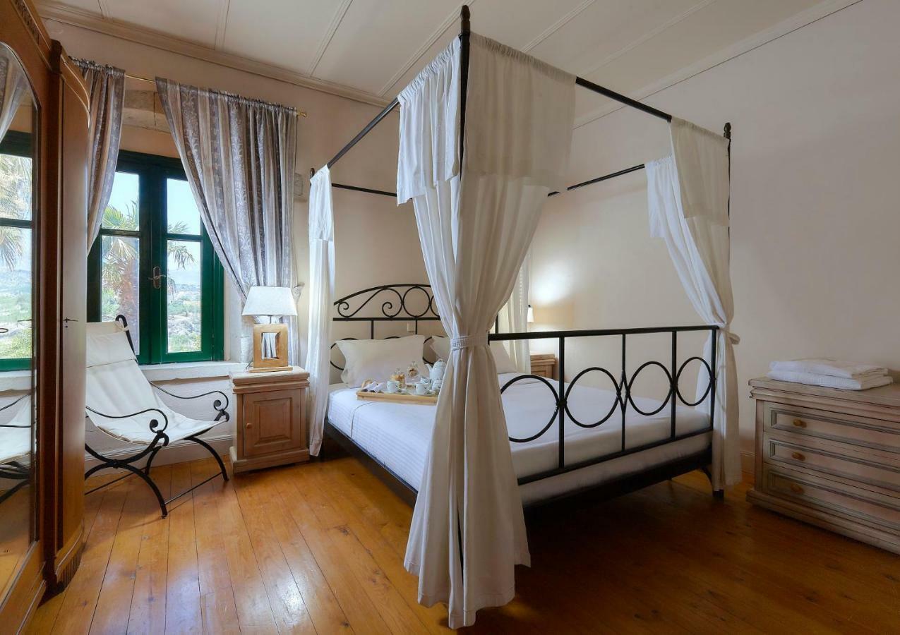 Castello Villa Daphnes - Private Pool & Whirlpool Dhafnes Εξωτερικό φωτογραφία